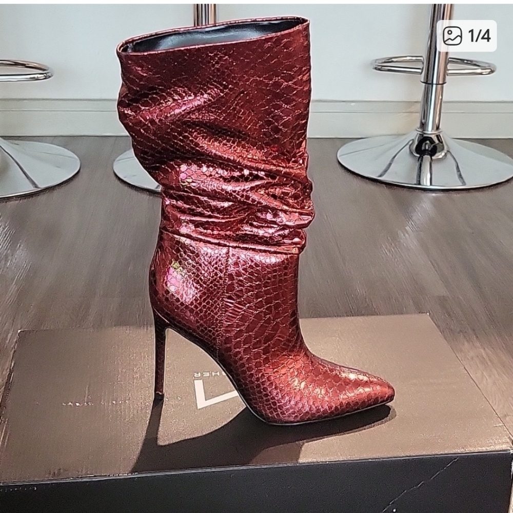 Marc Fisher Burgundy Heeled Boots